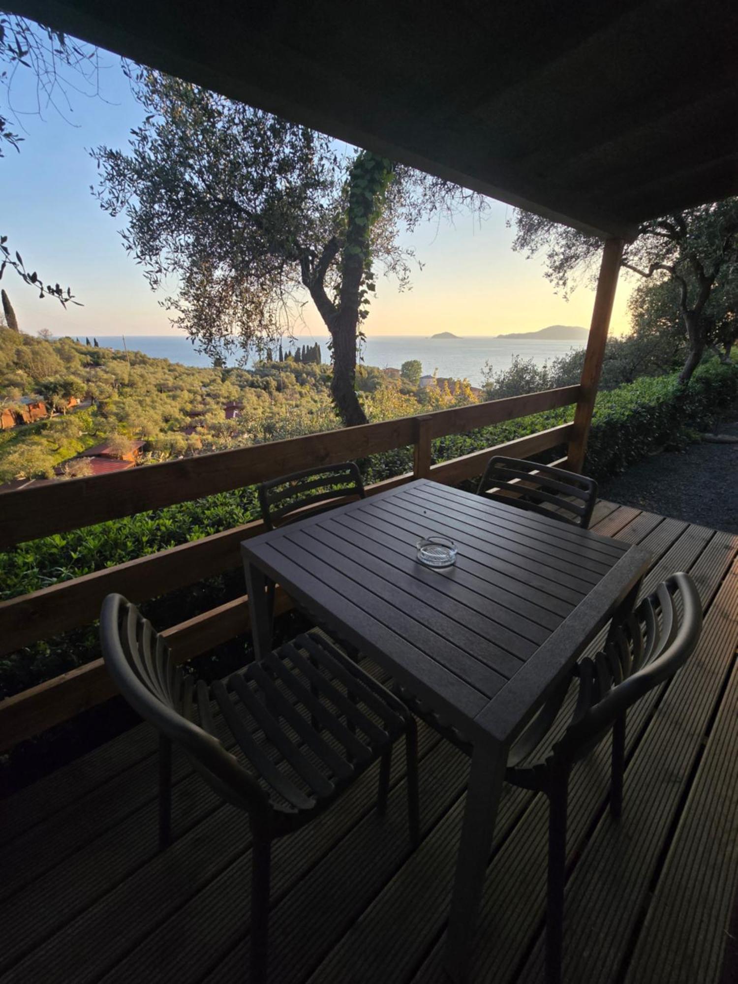 Gianna Golfo Dei Poeti Camping *