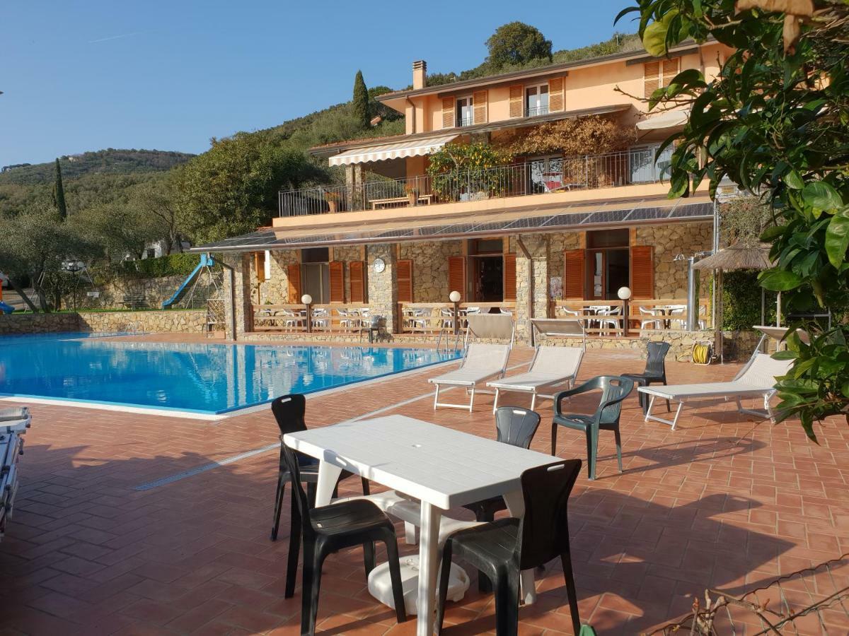 Gianna Golfo Dei Poeti Camping *